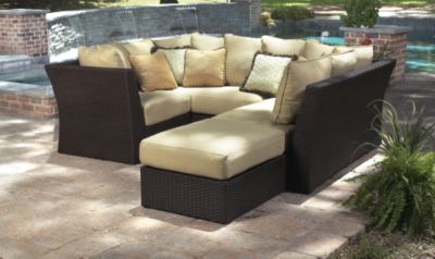 <FI-LUXS-F09  : Luxor Sectional